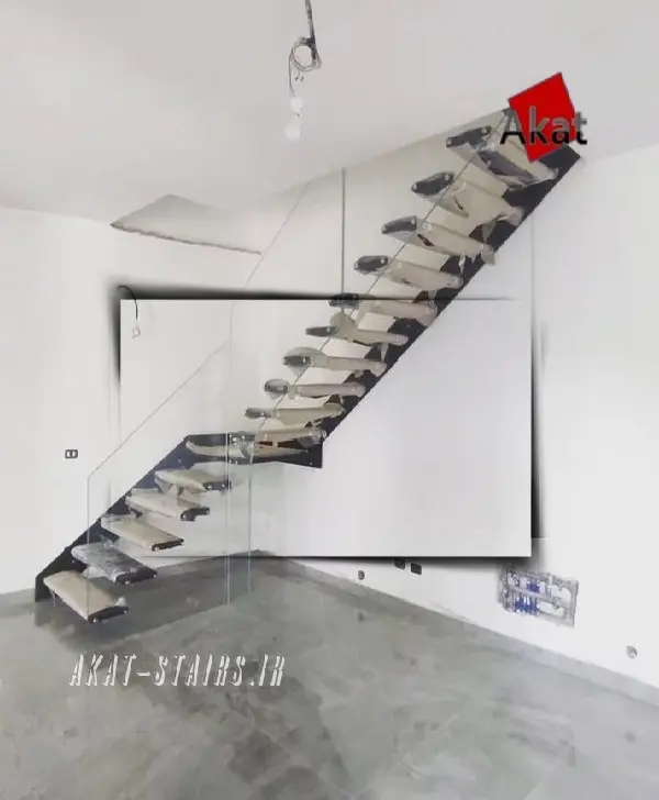 پله دوبلکس معلق