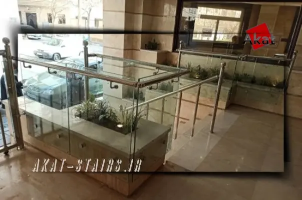 نرده استیل با شیشه