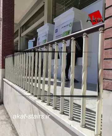 نرده استاتیک پایه پیچ سفید