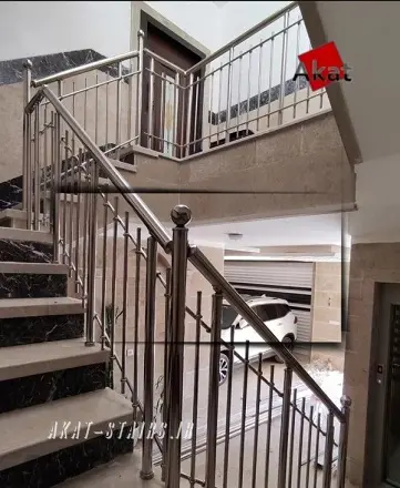 نرده استیل راه پله حصاری, نرده استیل حصاری 304 و 201
